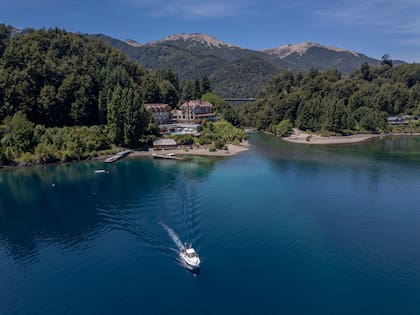 La unión de Correntoso con el lago Nahuel Huapi