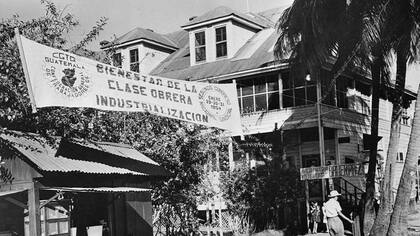 La United Fruit Company dominó la industria y la fuerza laboral guatemalteca en la década de 1950.