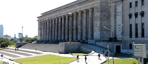 La UBA se mantiene en el top 10 de América Latina, pero el país obtuvo el balance más negativo: las causas