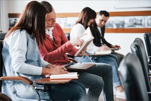 Una universidad con sede en el sur de Florida amplía el acceso de hispanos
