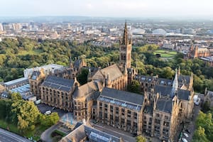 La Universidad de Glasgow, una de las tres ciudades más importantes de Escocia