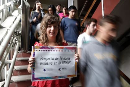 La Universidad de Mar del Plata comenzará a utilizar el lenguaje inclusivo