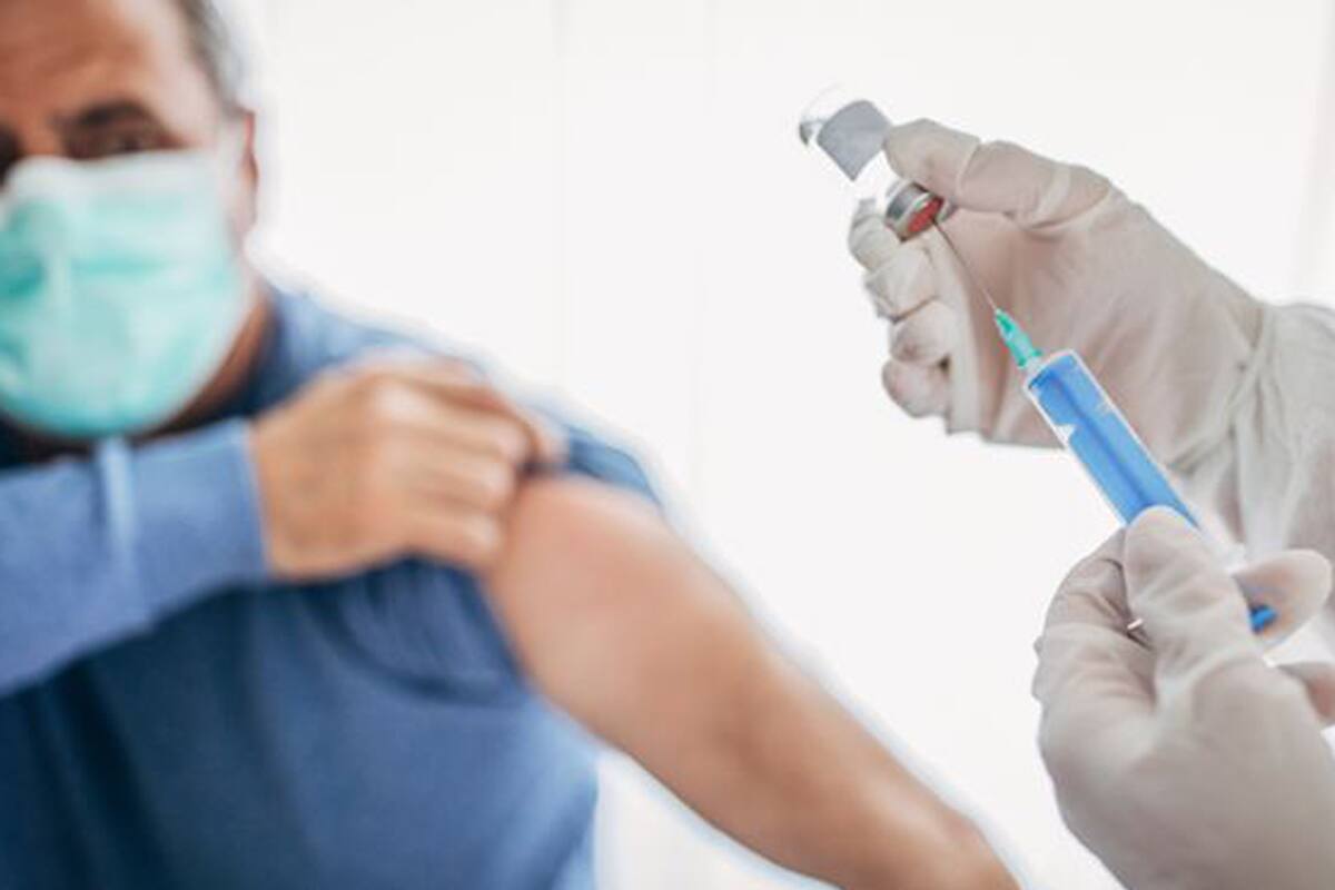 La Universidad de Oxford tiene una de las vacunas contra la covid-19 más auspiciosas, pero no es la única.