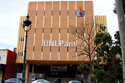 La Universidad Nacional de La Pampa suspendió a la docente que realizo estos dichos