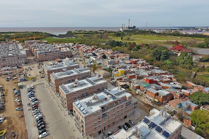 La urbanización de la villa Rodrigo Bueno genera un nuevo barrio en las tierras más caras de la ciudad