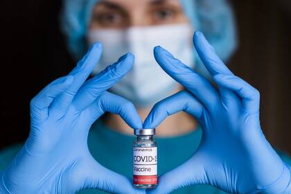 La vacunación mostró más efectividad que las alternativas terapéuticas contra el Covid-19