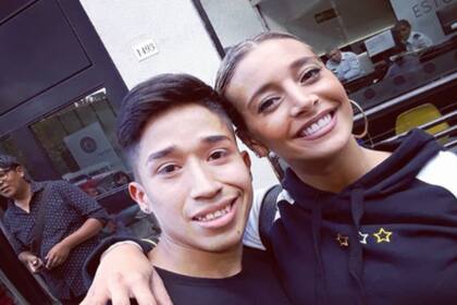 La vedette accedió a tomarse una foto con él y hasta lo invitó a un programa en KZO