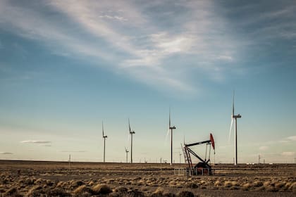 La venta de Manantiales Bher al grupo Pecom marca un punto de inflexión en la producción convencional de petróleo en el país.