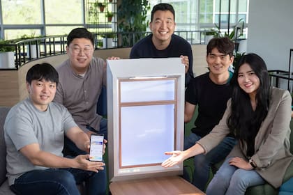 La ventana inteligente de SunnyFive promete ofrecer un sistema de iluminación que emula la luz solar; el prototipo fue seleccionado por el programa de apoyo a start-ups C-Lab de Samsung