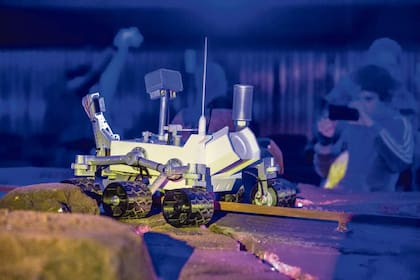 La versión a escala del rover mide 50 cm