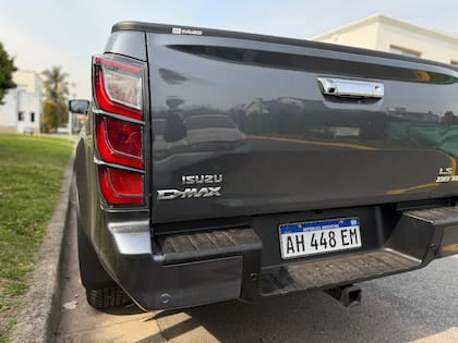 La versión de entrada de gama cuenta con un airbag menos que la tope de gama