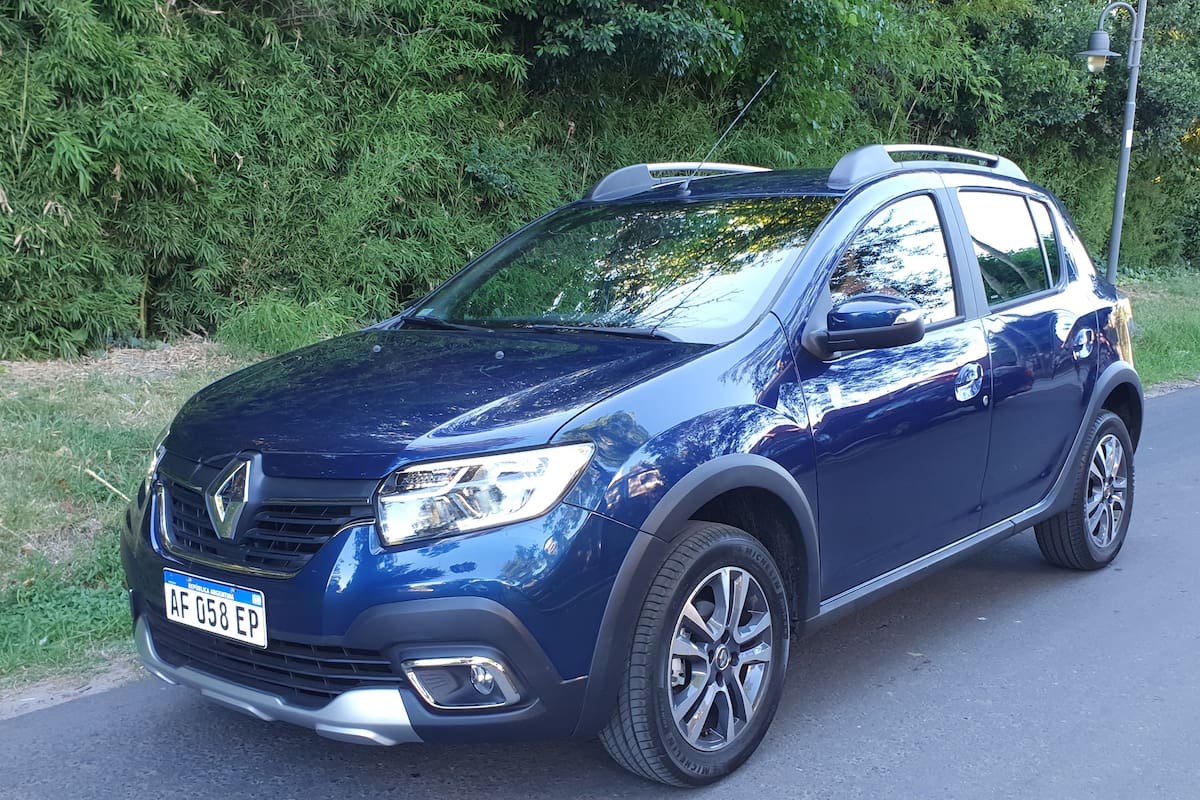 La versión especial del Renault Stepway CAB, realizado en conjunto con la Confederación Argentina de Básquetbol
