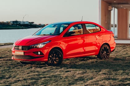 La versión HGT del Fiat Cronos tiene un look más deportivo
