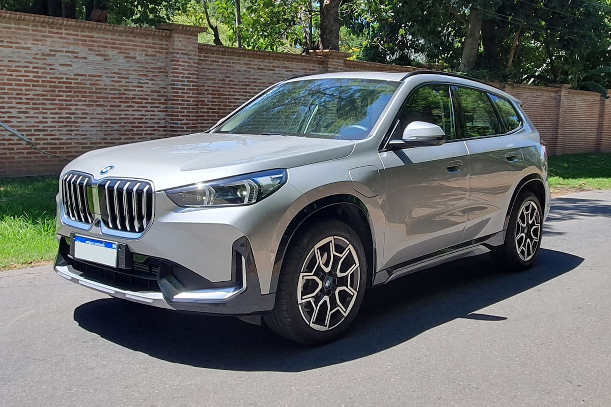La versión híbrida y enchufable del BMW X1