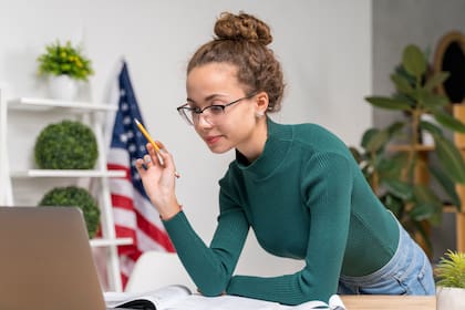 La via H2-B permite que los empleadores lleven extranjeros para empleos no relacionados con la agricultura