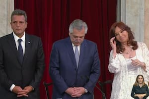 La vicepresidenta hizo un gesto durante la apertura de sesiones que molestó a los usuarios de las redes sociales