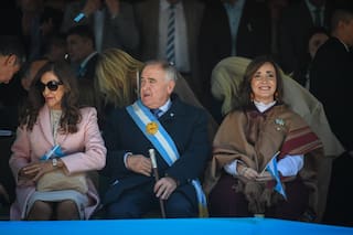 Villarruel participó junto a Jaldo de la celebración por el 9 de Julio en Tucumán