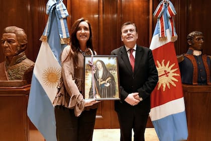 La vicepresidenta Victoria Villarruel junto al gobernador Gerardo Zamora