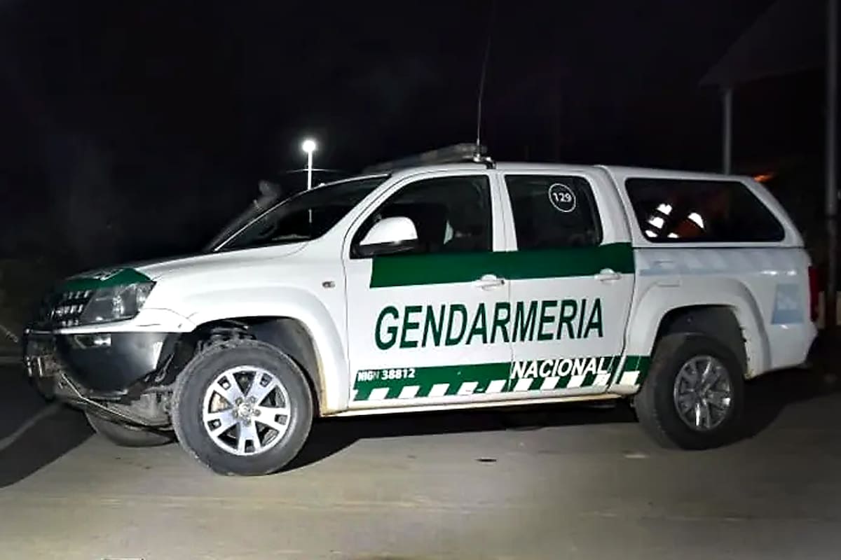 La víctima es la hija de la pareja del uniformado y sería cómplice del abusador