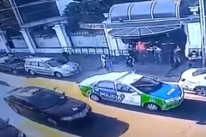 La víctima fue identificada como Leonardo Martínez, quien era relacionista público del lugar