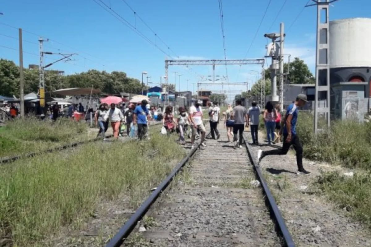 La víctima fue trasladada al Hospital El Cruce, pero a las pocas horas se confirmó la noticia de su fallecimiento