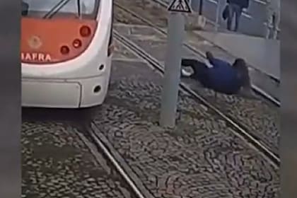La víctima solo recibió golpes de baja consideración (Foto:Captura LN+)