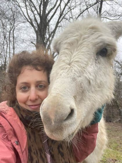 La vida de Sari Caine cambió por completo