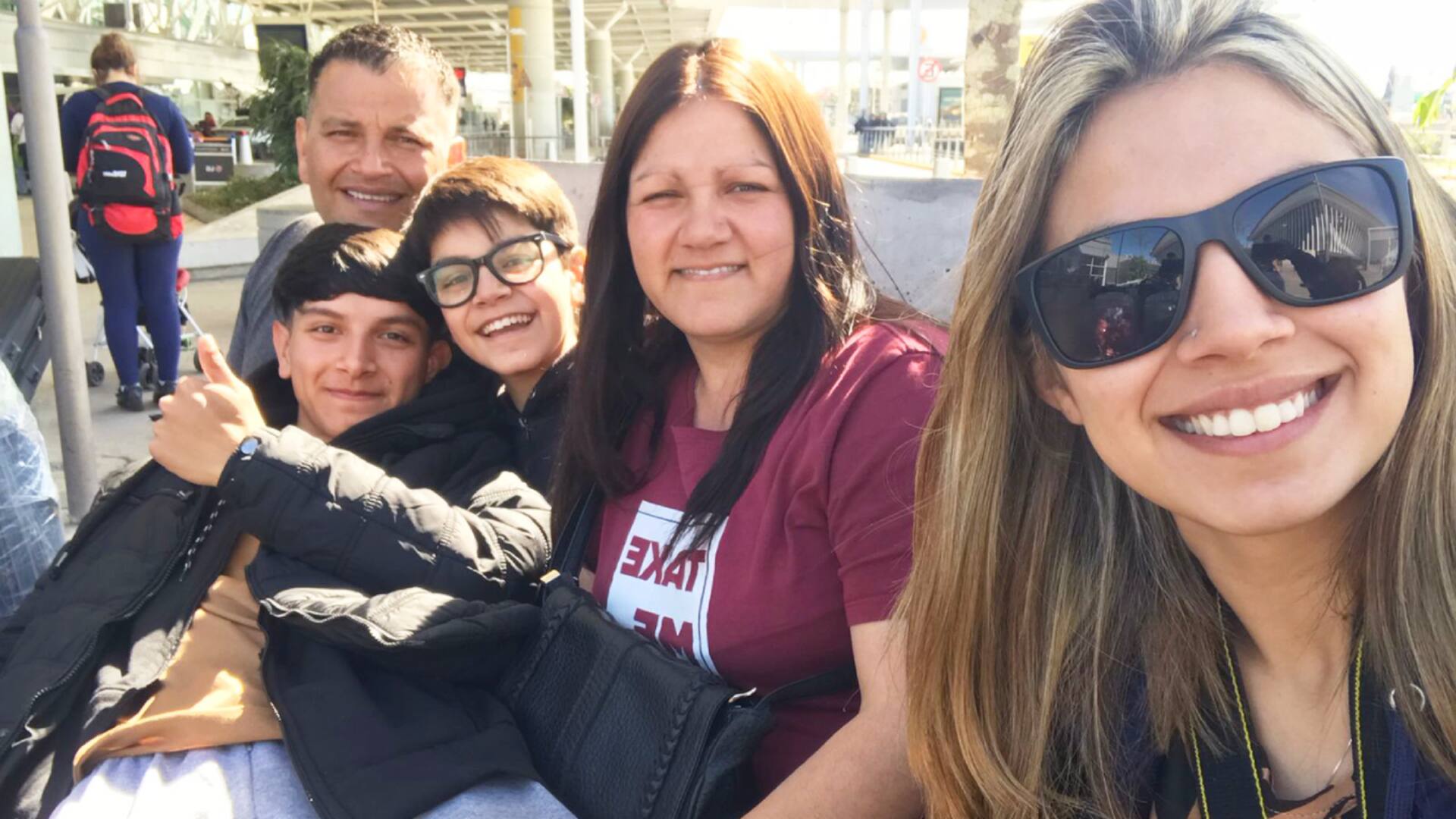 "La vida no cabe en cinco valijas, pero vamos por nuestro sueño”