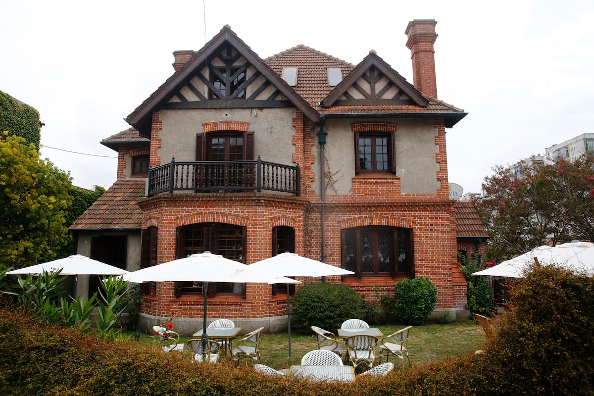 La Villa Carreras, de 1921, se convirtió en espacio gastronómico con propuestas culturales