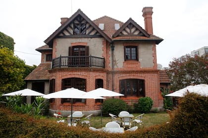 La Villa Carreras, de 1921, se convirtió en espacio gastronómico con propuestas culturales