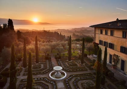 La Villa Il Palagio perteneció a un duque italiano en el siglo XVI y ahora es un sitio turistico de lujo