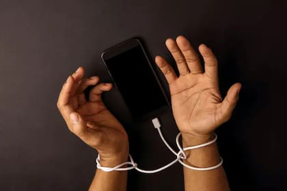 La violencia digital es una amenaza creciente para las mujeres y las niñas