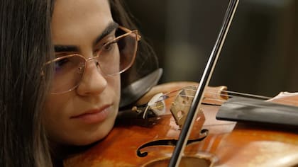 La violinista tiene desde los 5 años estudiando música