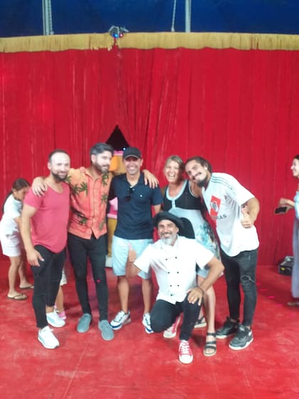 La visita de Xavi Hernández, actual DT del Barcelona al River Plate Circus