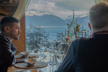 La vista de la única mesa del restaurante