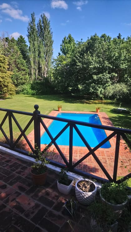 La vista desde el balcón al que se accede desde la habitación principal