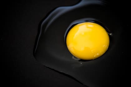 La vitamina A se puede encontrar en la yema de huevo
