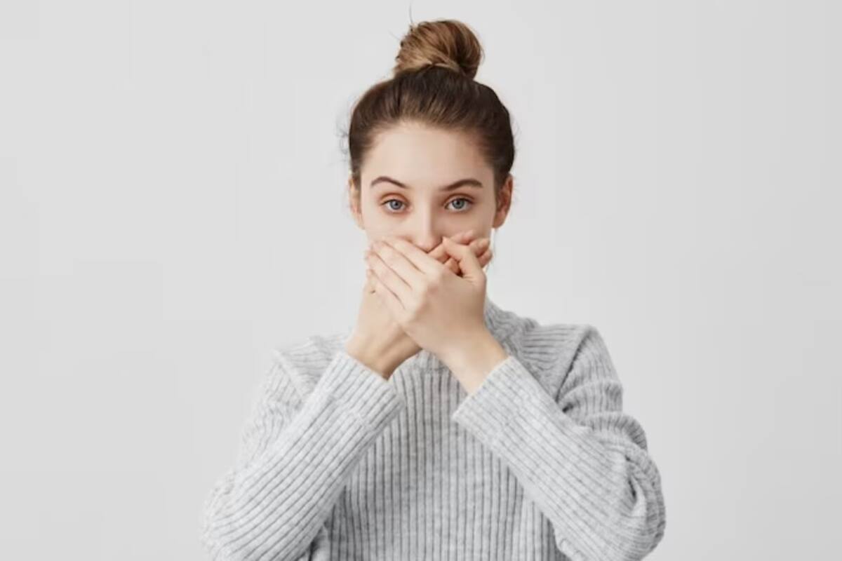 La vitamina D ayuda a combatir la acumulación de gases intestinales, los que también pueden generar mal aliento o halitosis