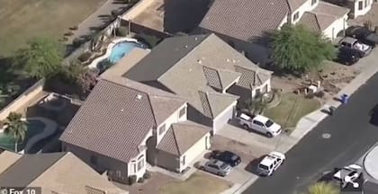 La vivienda de la familia Ruiz, donde el padre encontró a sus hijas ahogadas en la piscina