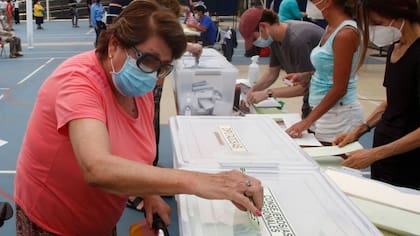 La votación tuvo más del 50% de abstención