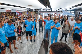 La sorpresa que recibieron en Ezeiza los Pumas 7s campeones, que ahora cambian de objetivo