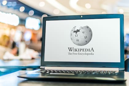 La Wikipedia comenzó a funcionar hace 20 años, acompañando el nuevo milenio