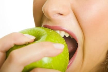 La zanahoria, manzana y apio: ideales para la salud bucal