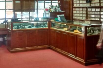 La zapatería asaltada