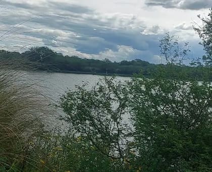 La zona anegada por la crecida del río que derivó en la tragedia