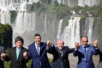 La zona de libre comercio representa cerca del 25 por ciento del Producto Bruto Interno global