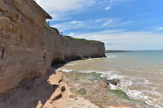 Así es Barranca Los Lobos, la zona de acantilados donde murió una periodista que cayó 25 metros