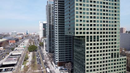 La zona de Nuevo Madero es conocida por desarrollos residenciales emblemáticos, como Huergo 475 (foto), Grand Atlántida y Quartier del Bajo.