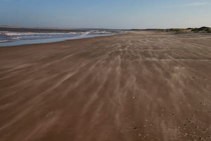 La zona donde apareció el cuerpo de Lola Chomnalez, Aguas Dulces, Rocha