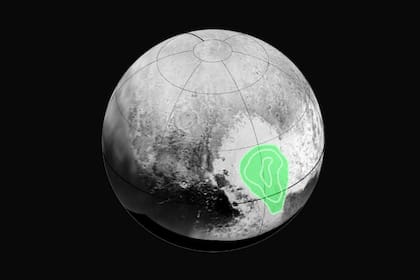 La zona verde concentra monóxido de carbono congelado en la superficie del planeta enano